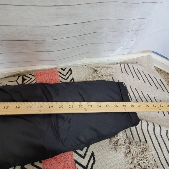 J.CREW QUILT LINED PUFFER COAT IN BLACK, SZ XS - Picture 14 of 16